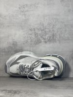 Balenciaga 3XL grey sneakers - Image 3