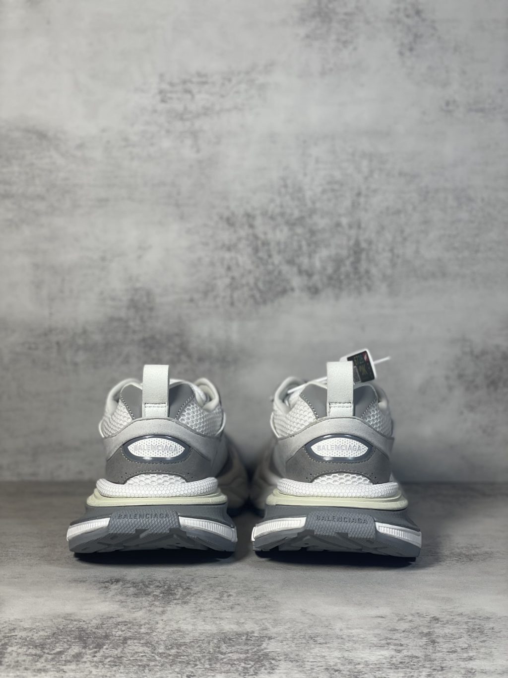 Balenciaga 3XL grey sneakers - Image 4
