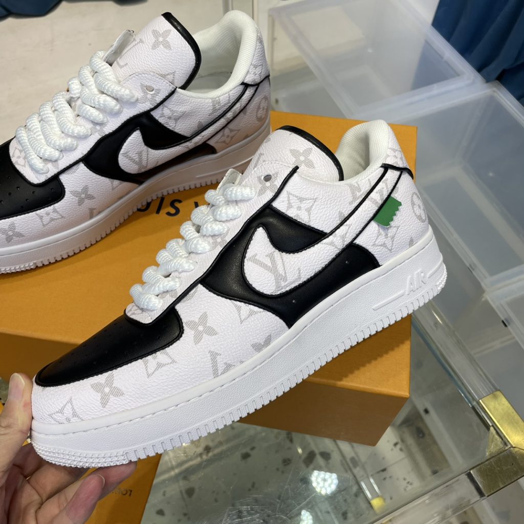 Louis Vuitton x Nike Air Force sneakers - Image 4