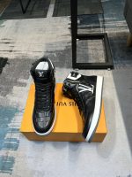 LOUIS VUITTON sneakers - Image 3