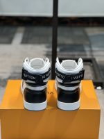 LOUIS VUITTON sneakers - Image 4