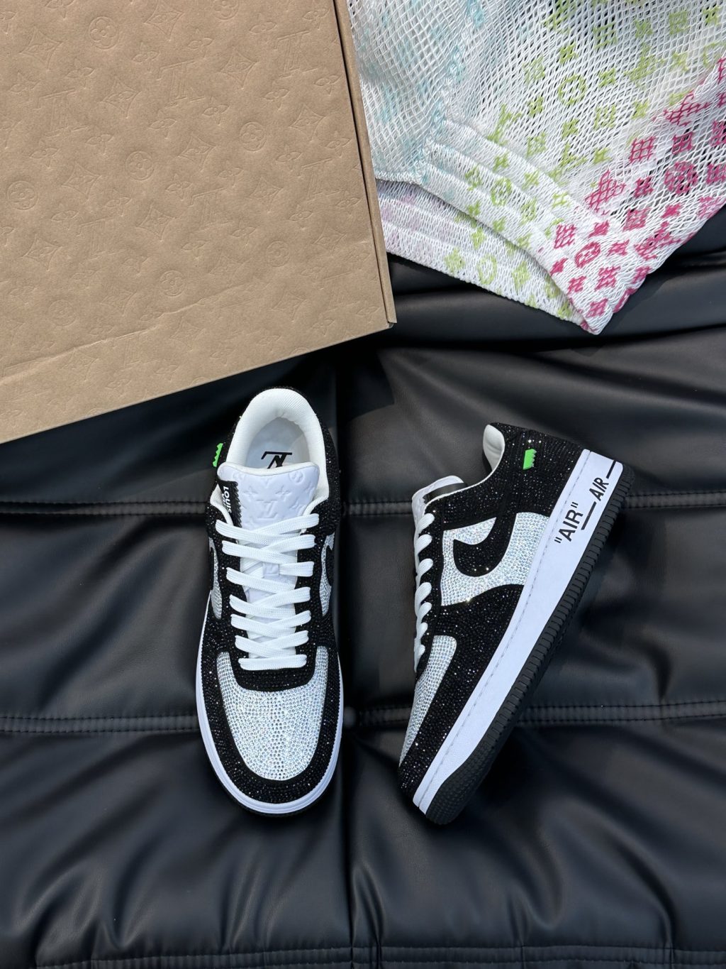 Louis Vuitton Sneakers - Image 3