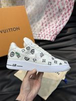 Louis Vuitton Sneakers - Image 4