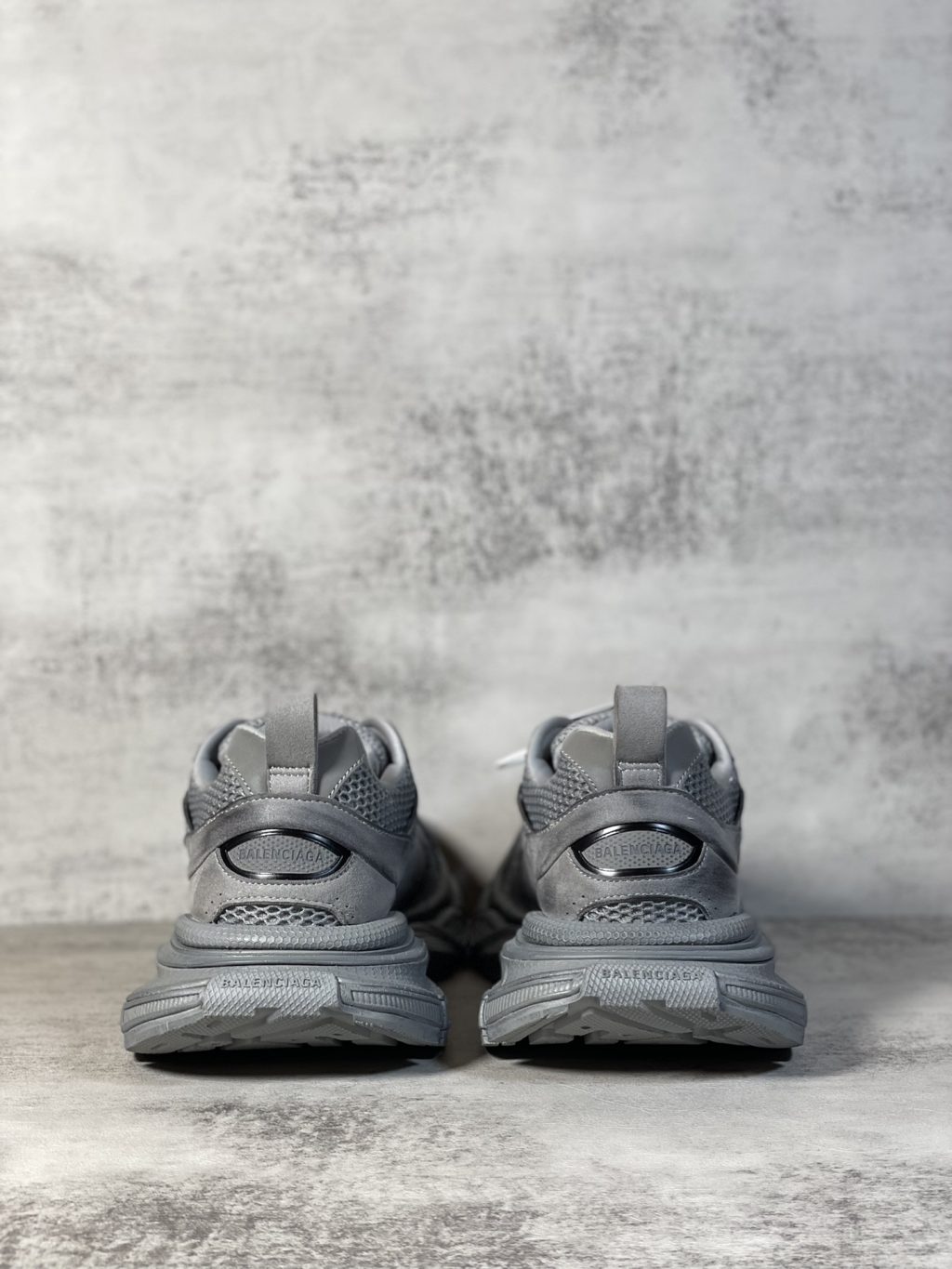 Balenciaga 3XL grey sneakers - Image 4