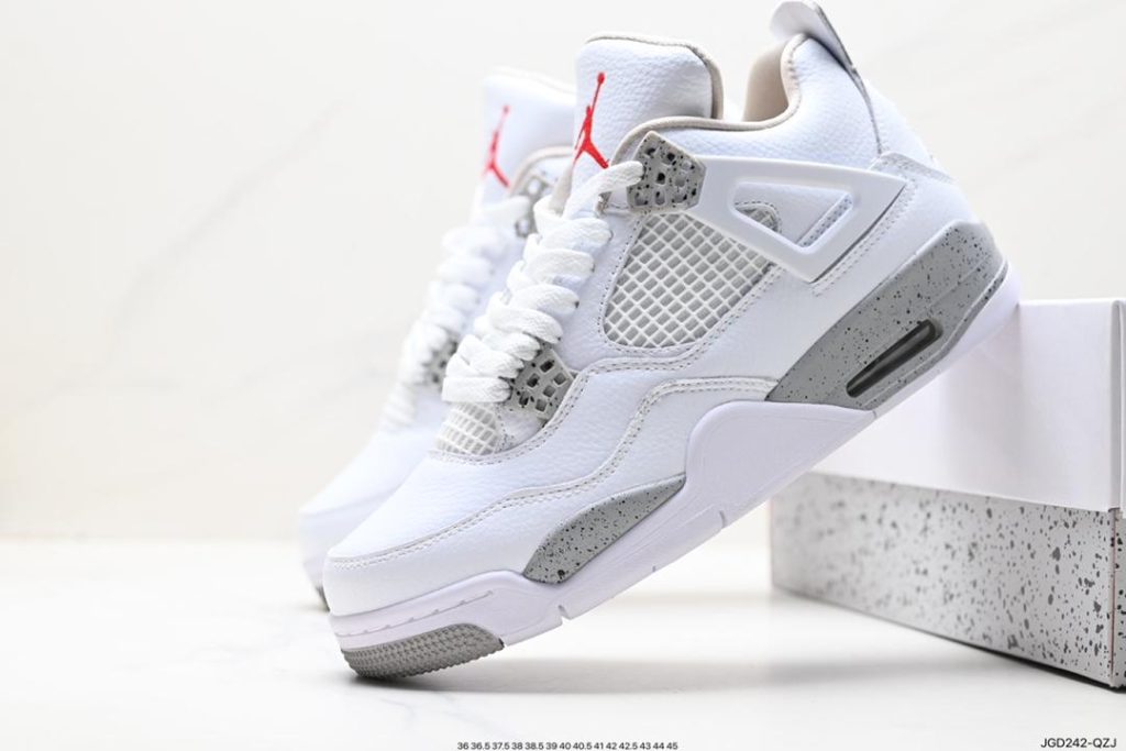 Air Jordan 4 Retro Sneaker - Image 4