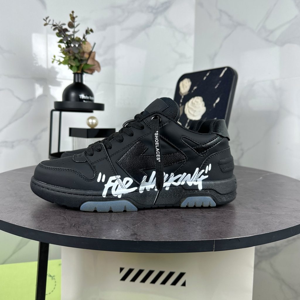 Off-White Sneaker - Image 2