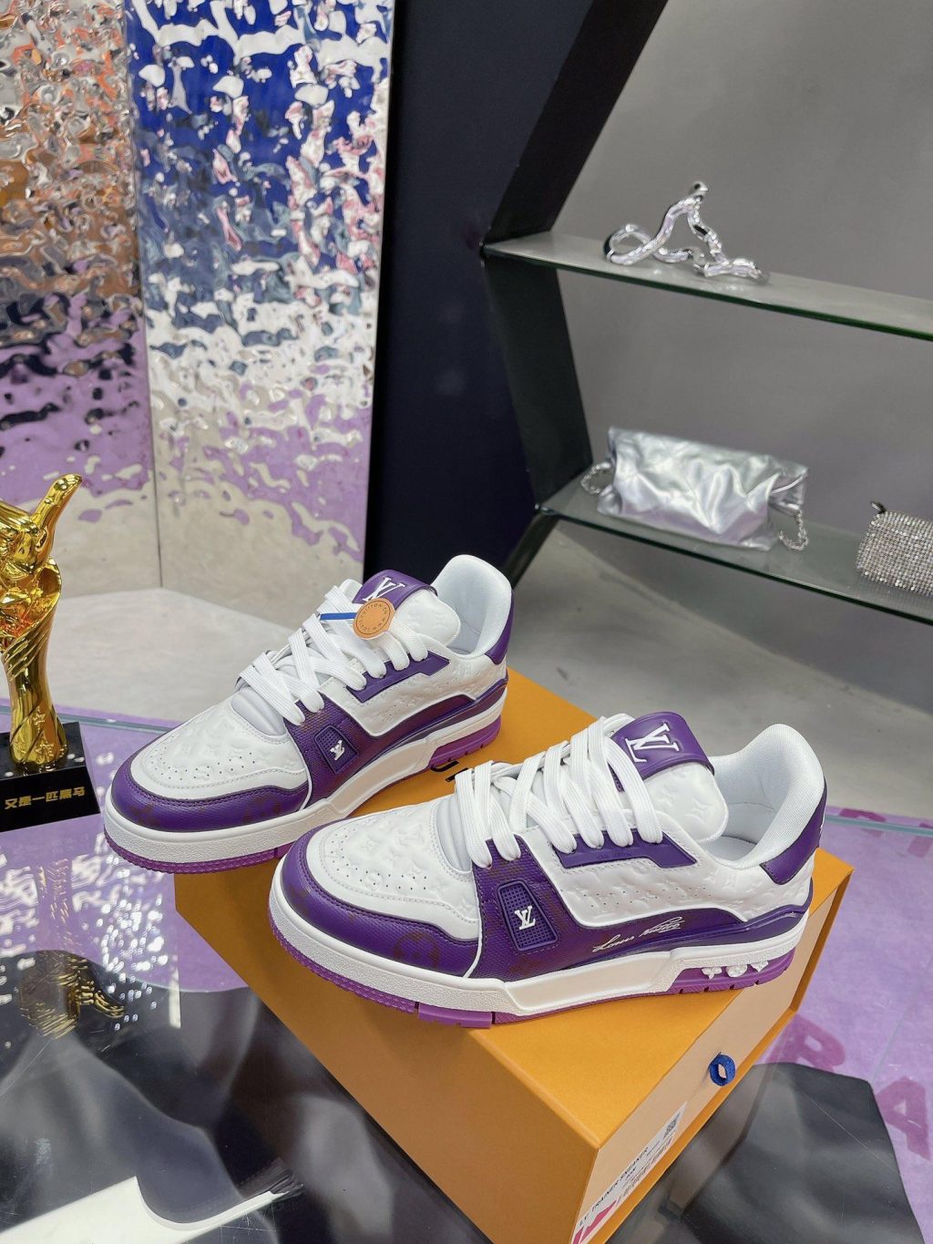 Louis Vuitton Trainer 54 Signature sneaker - Image 3