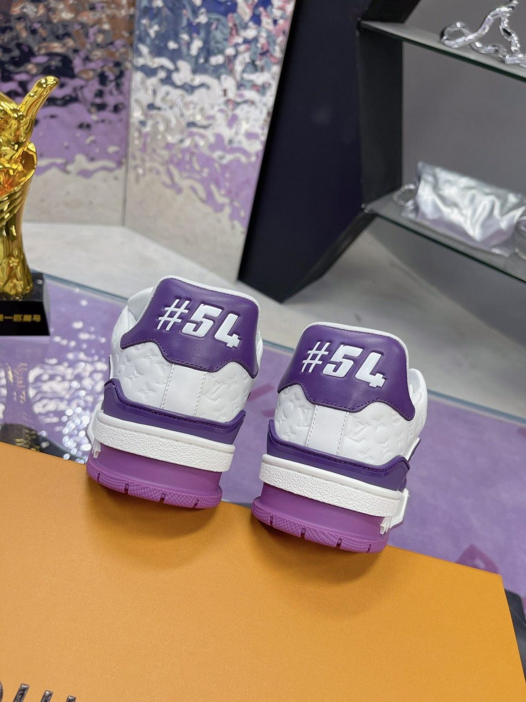 Louis Vuitton Trainer 54 Signature sneaker - Image 4