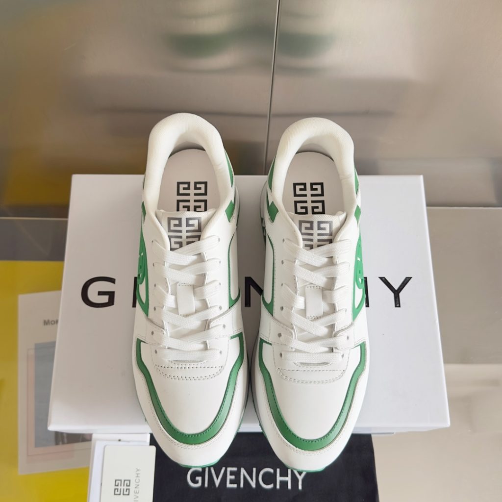 GIVENCHY G4 Sneaker - Image 4