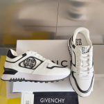 GIVENCHY G4 Sneaker - Image 2