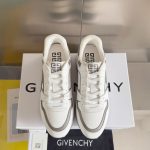 GIVENCHY G4 Sneaker - Image 4