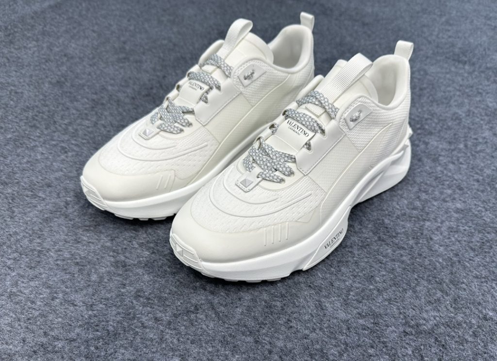 VALENTINO GARAVANI SNEAKER - Image 4