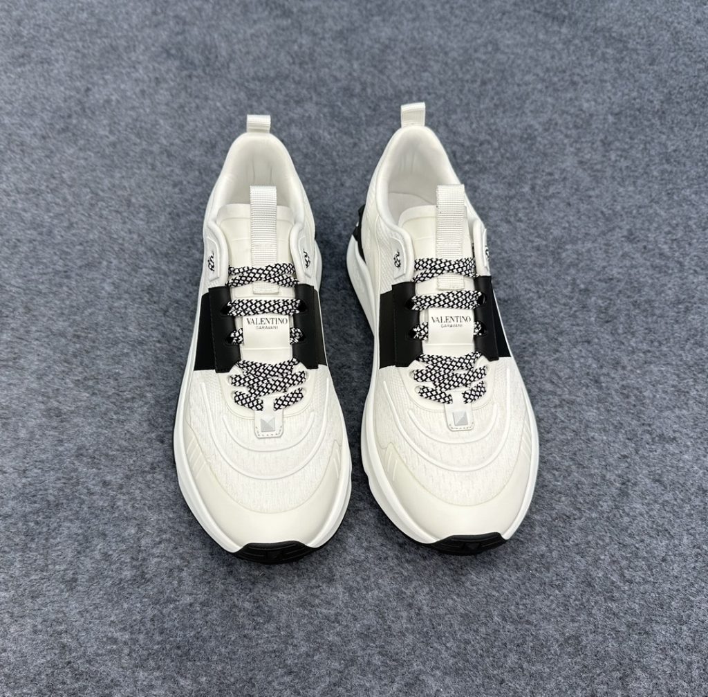 VALENTINO GARAVANI SNEAKER - Image 3