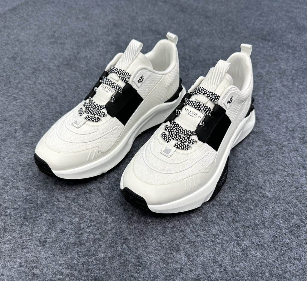 VALENTINO GARAVANI SNEAKER - Image 4