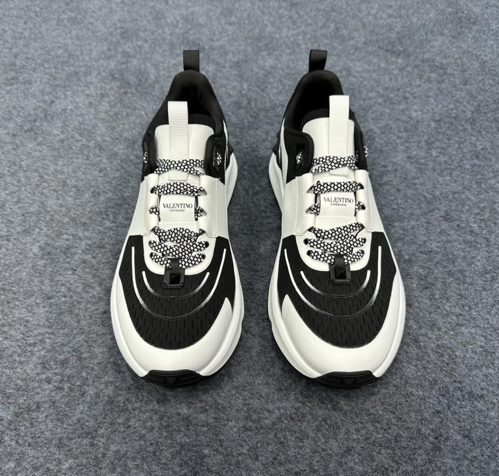 VALENTINO GARAVANI SNEAKER - Image 2