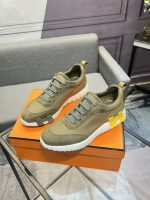 Off-White Sneaker - Image 3