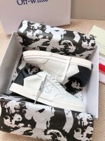 OFF-WHITE New Low Vulcanized Sneakers - Image 4