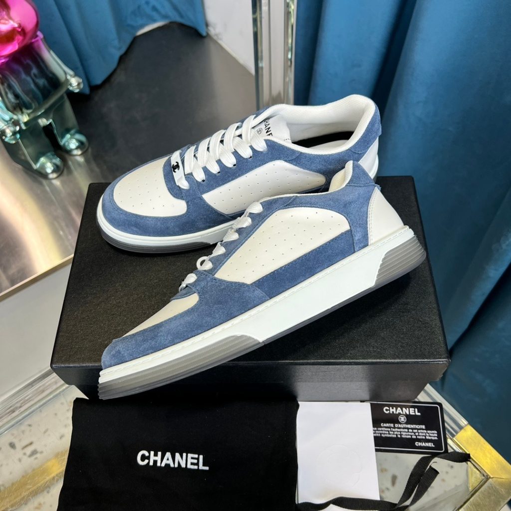 CHANEL Casual White Shoes - Image 3