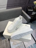 Alexander McQueen Sneaker - Image 3