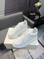 Alexander McQueen Sneaker - Image 4