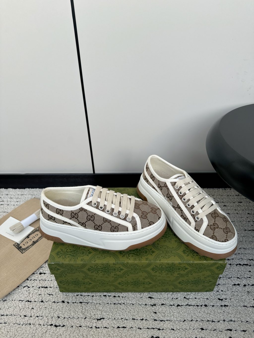 Gucci Tennis 1977 High Top Sneaker - Image 4