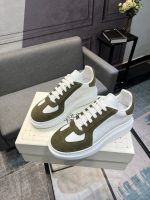 Alexander McQueen Sneaker - Image 4