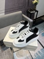 Alexander McQueen Sneaker - Image 4