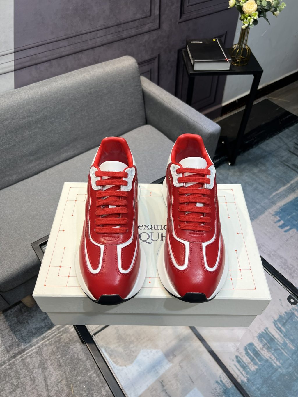 Alexander McQueen Sneaker - Image 2