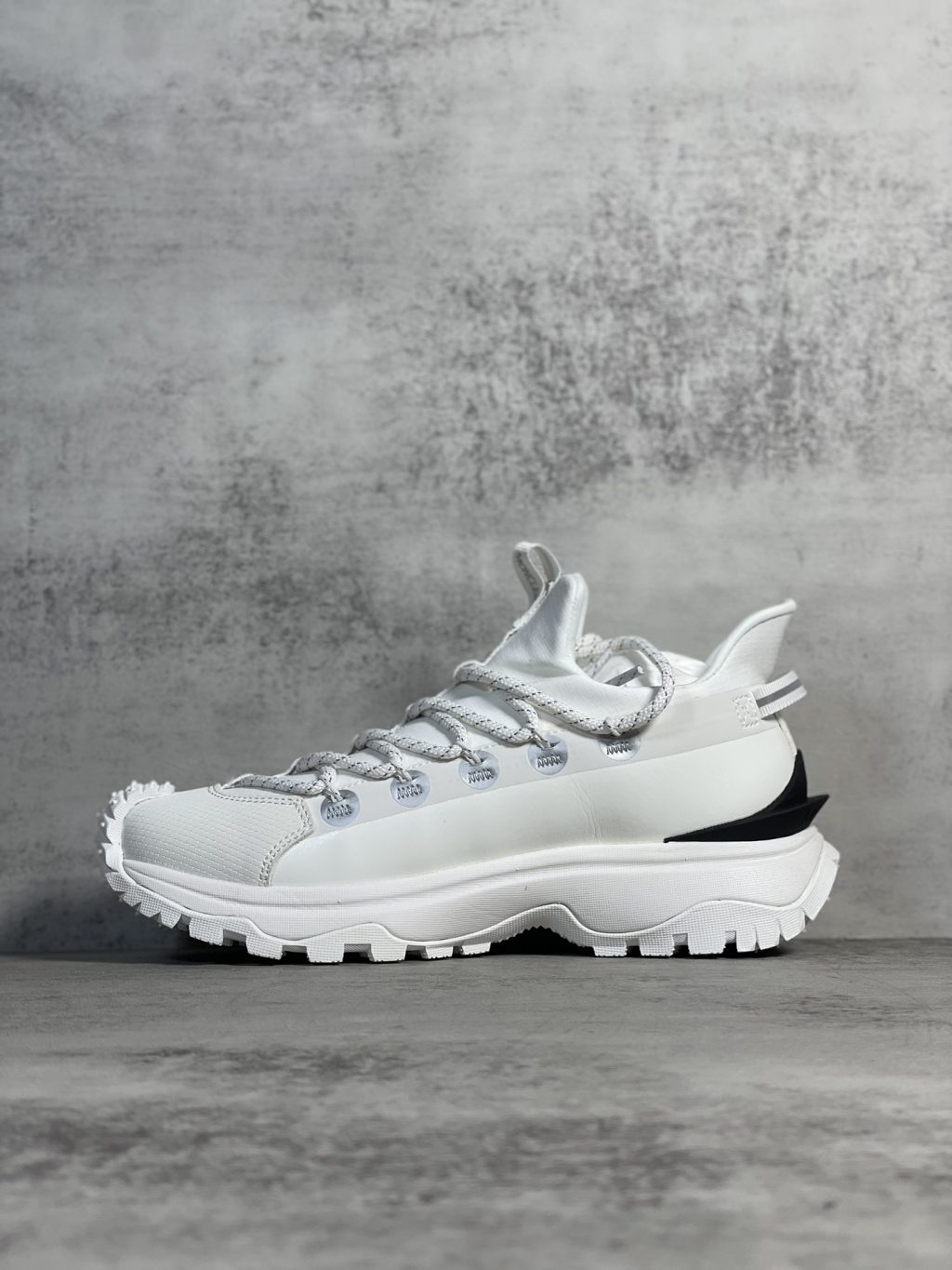 Moncler Trailgrip Lite2 Logo-Print Ripstop and Rubber Sneaker - Image 2