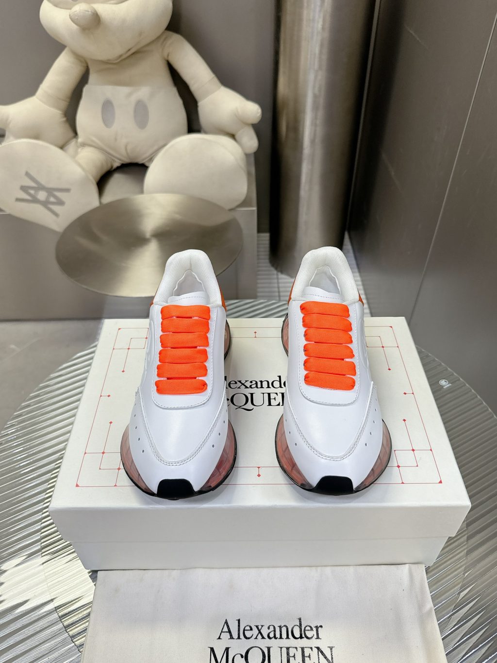 Alexander McQueen Sneaker - Image 2