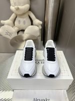 Alexander McQueen Sneaker - Image 2