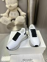 Alexander McQueen Sneaker - Image 3