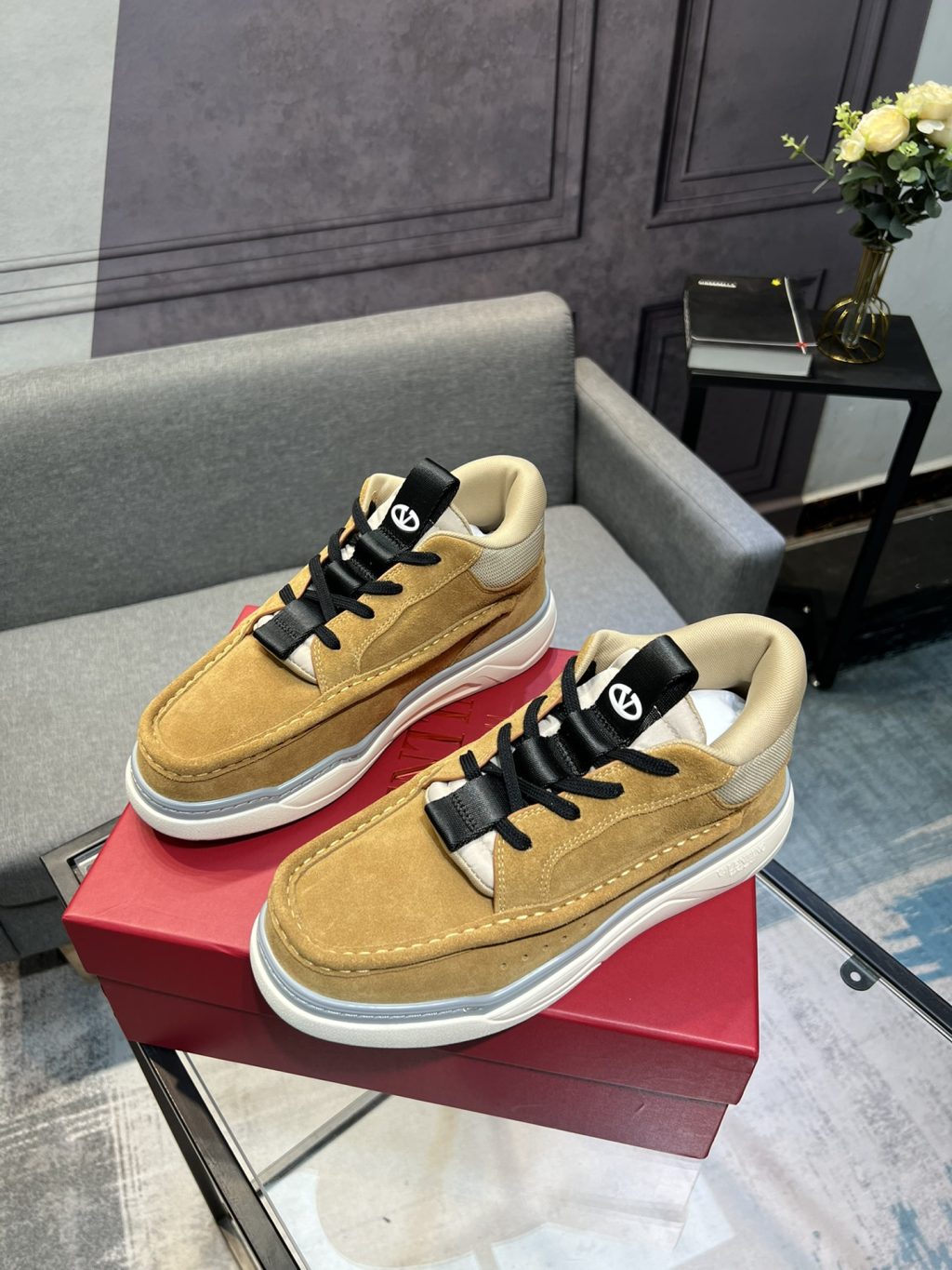 Valentino Garavani Sneaker - Image 3