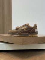Louis Vuitton Trainer Maxi Sneaker - Image 4