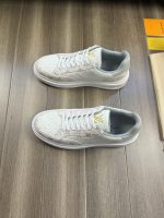 Louis Vuitton Trainer Sneaker - Image 3