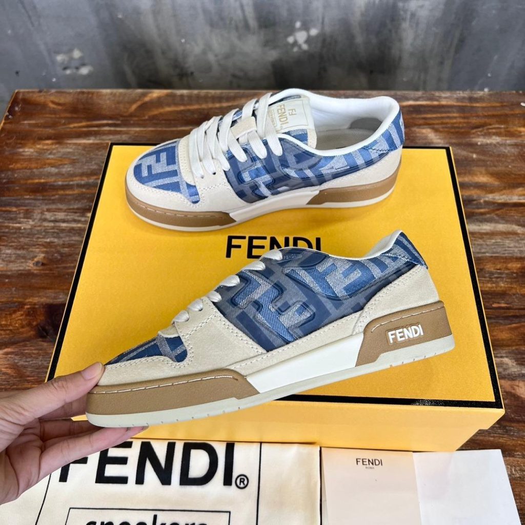 FENDI CASUAL SNEAKERS - Image 2