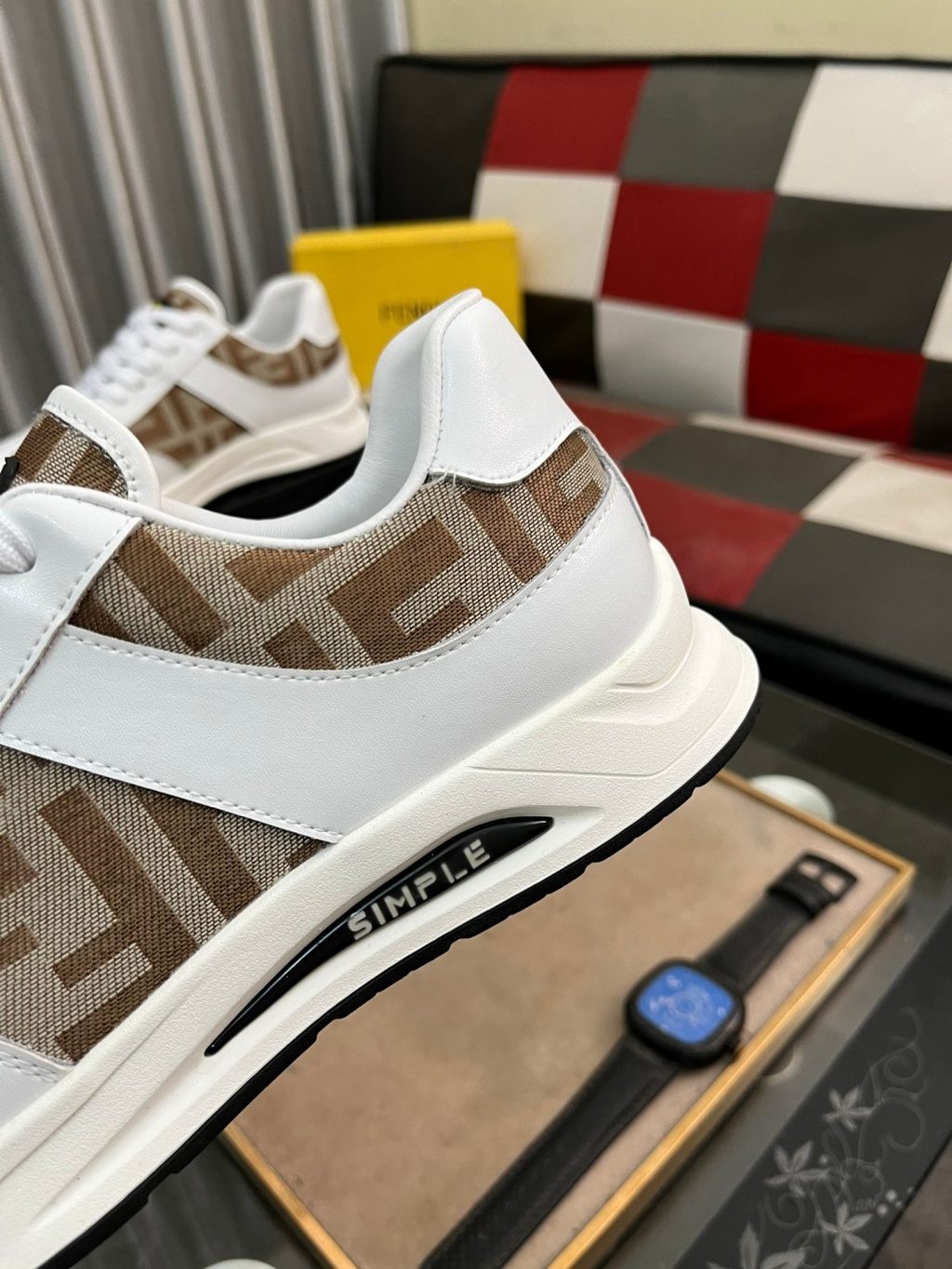 FENDI CASUAL SNEAKERS - Image 3