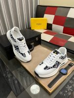 FENDI CASUAL SNEAKERS - Image 3