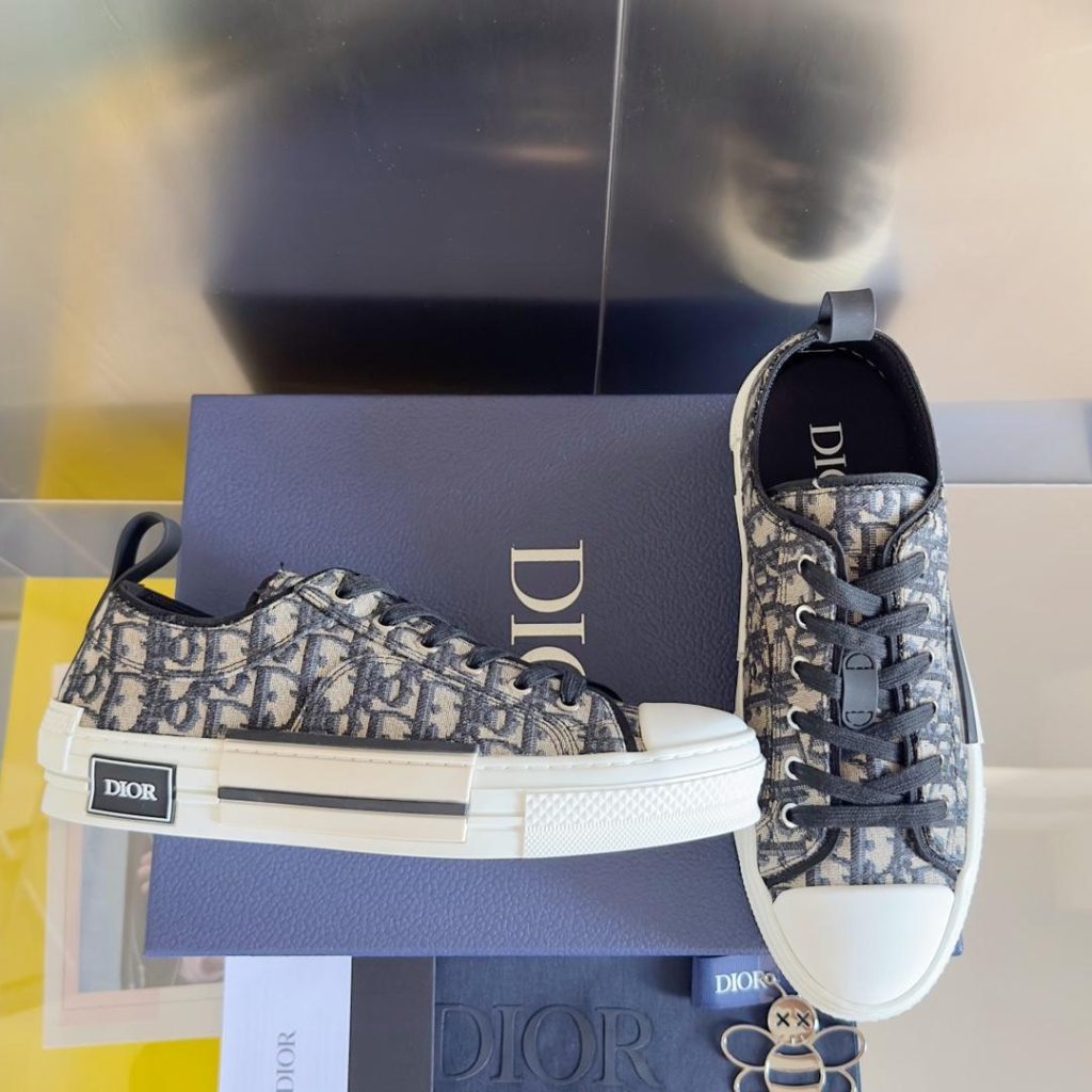 Dior B23 Low Top Sneaker - Image 2