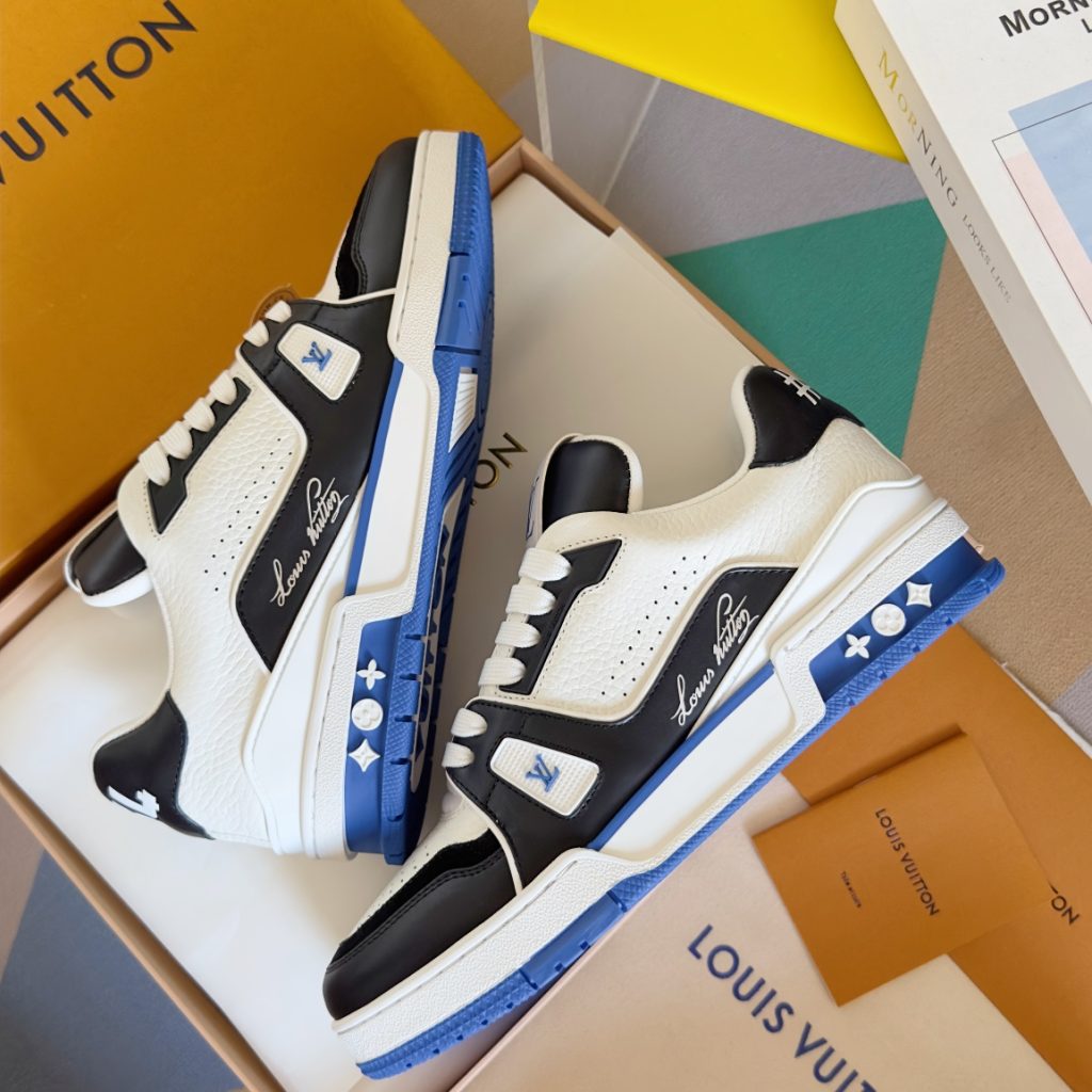 Louis Vuitton Trainer Sneaker - Image 2