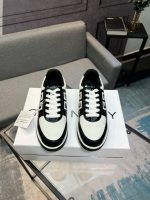 GIVENCHY Sneakers in synthetic leather and mesh - Image 2