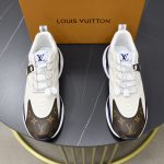 Louis Vuitton Sneaker - Image 4