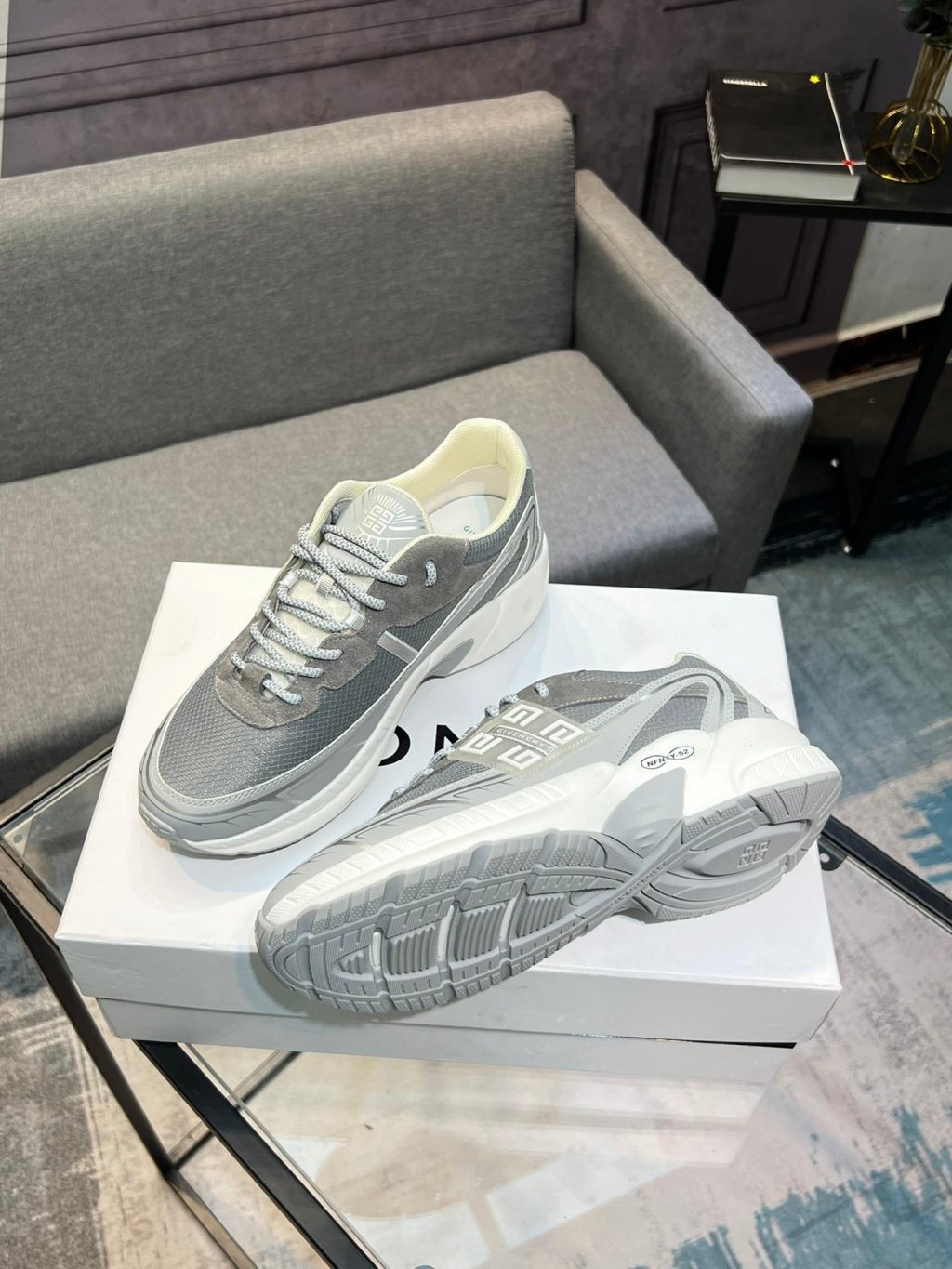 GIVENCHY NFNTY-52 Sneakers in synthetic leather and mesh - Image 2