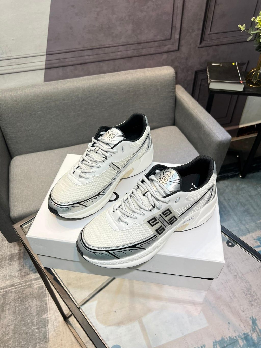 GIVENCHY NFNTY-52 Sneakers in synthetic leather and mesh - Image 2