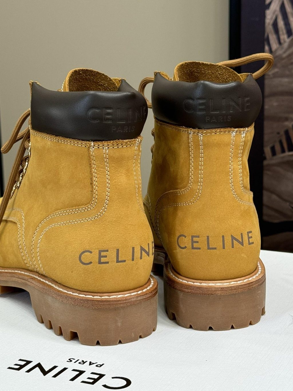 CELINE KURT LACE-UP MID BOOT IN NUBUCK CALFSKIN AND SHEARLING - Image 4
