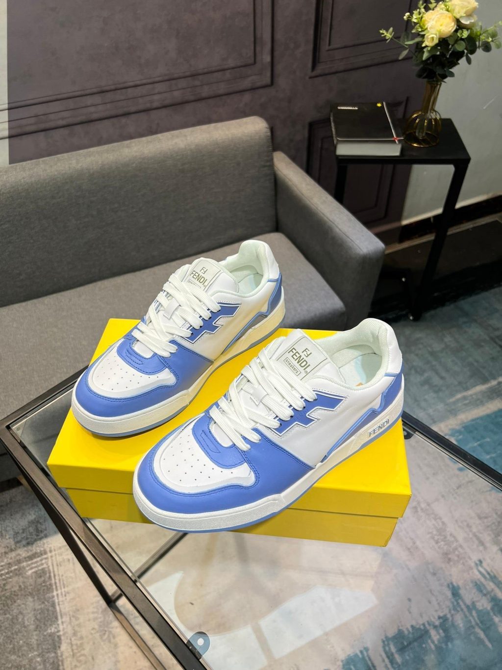 FENDI CASUAL SNEAKERS - Image 2