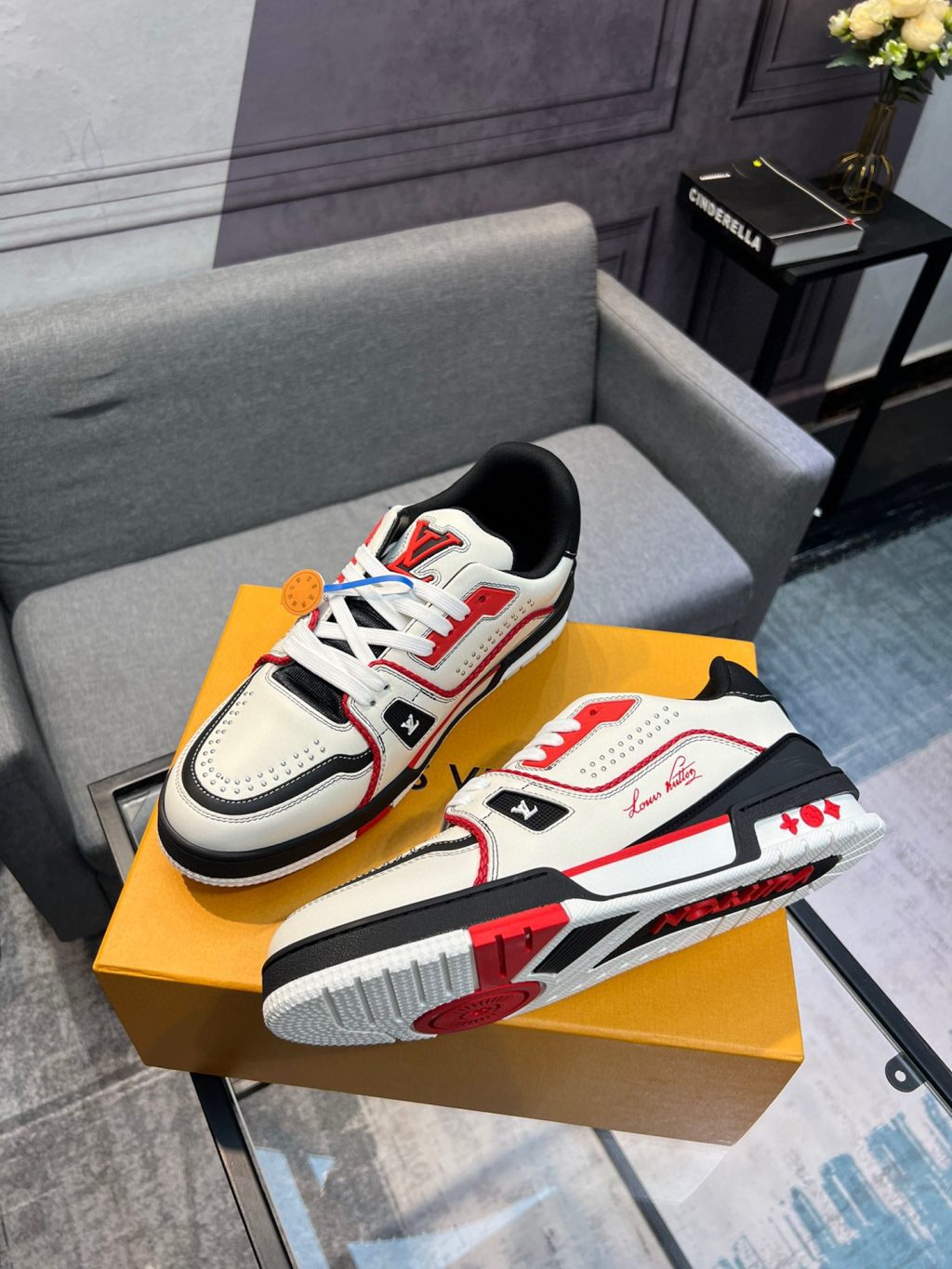 Louis Vuitton Trainer Sneaker - Image 3