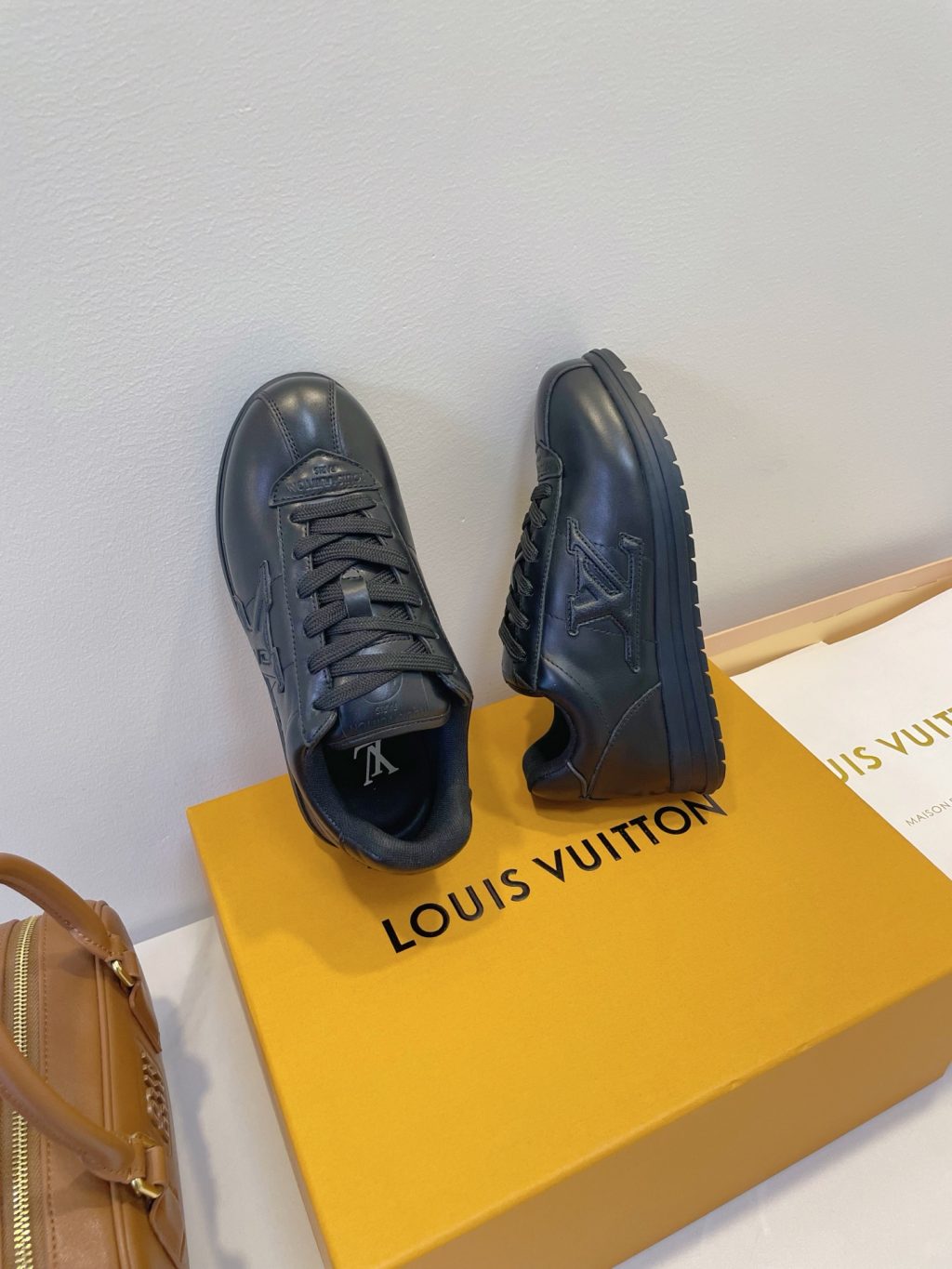 Louis Vuitton BUTTERSOFT Sneaker - Image 3