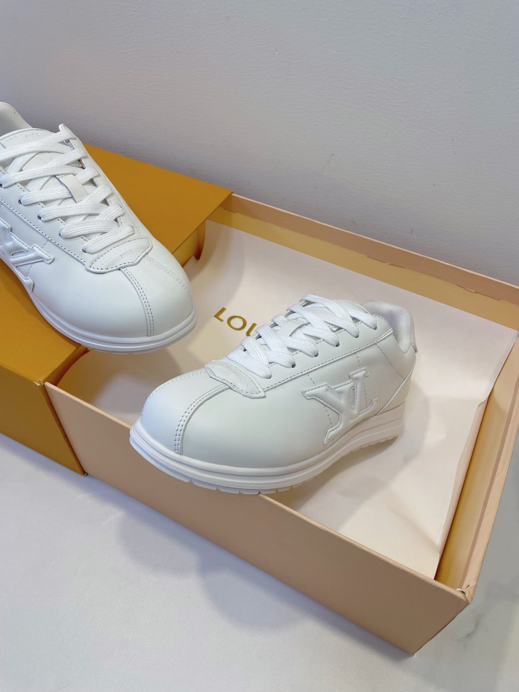 Louis Vuitton BUTTERSOFT Sneaker - Image 3