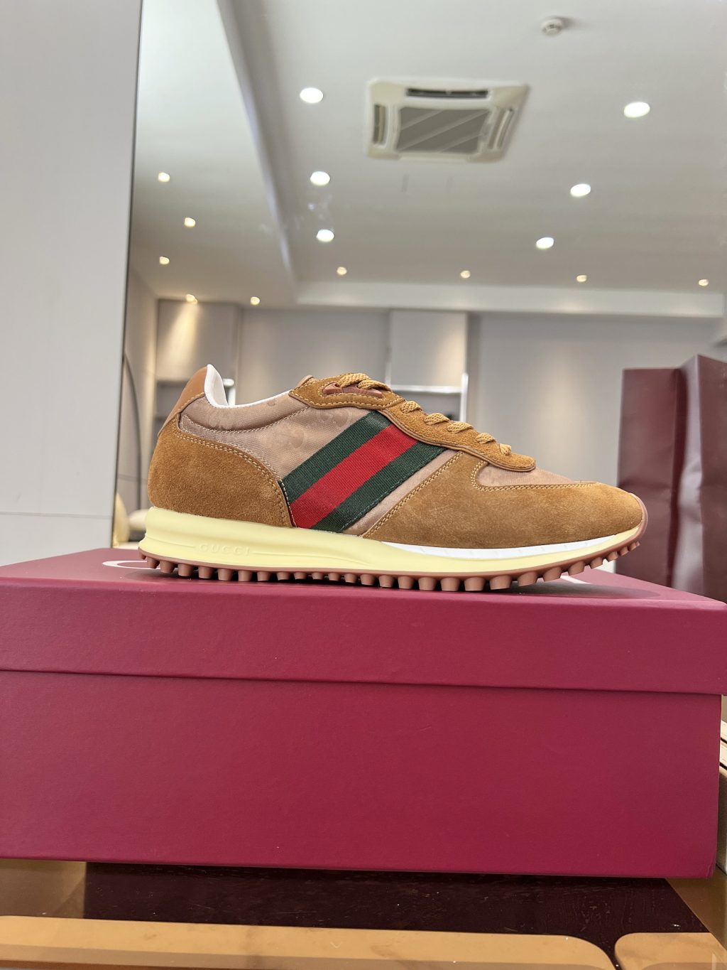 Gucci Re-Motion trainer Sneaker - Image 2
